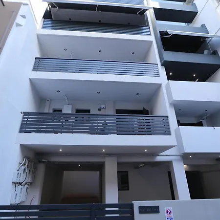 Blossom House-at The Foot Of The Acroplis And Parking Available