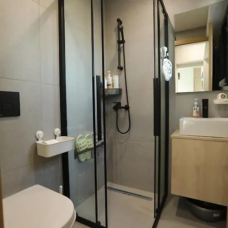 Blossom House-at The Foot Of The Acroplis And Parking Available Athens